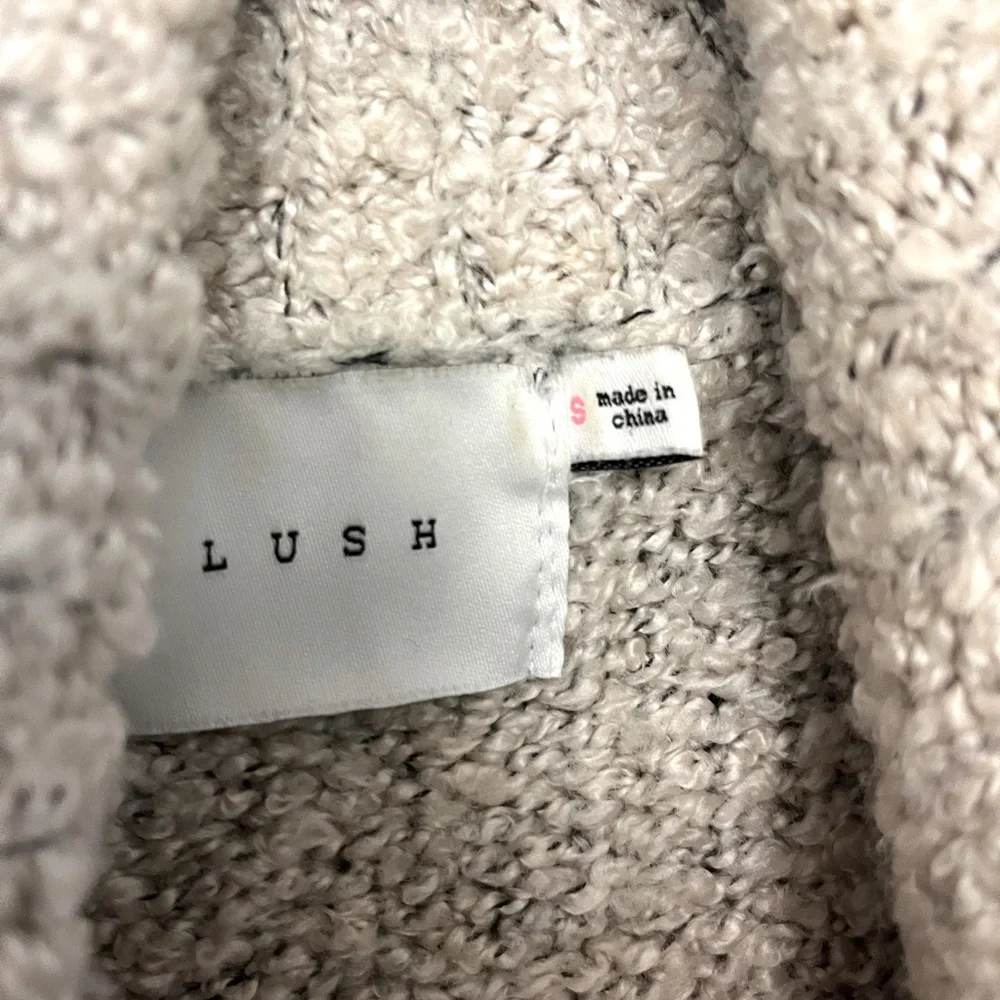 Nordstrom. Oversized grey and white coatigan. Size Small. - Picture 4 of 4